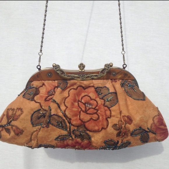 Handbags - VINTAGE Beaded Floral Bag Handle Chain Crossbody or Top Handle Glam Chic